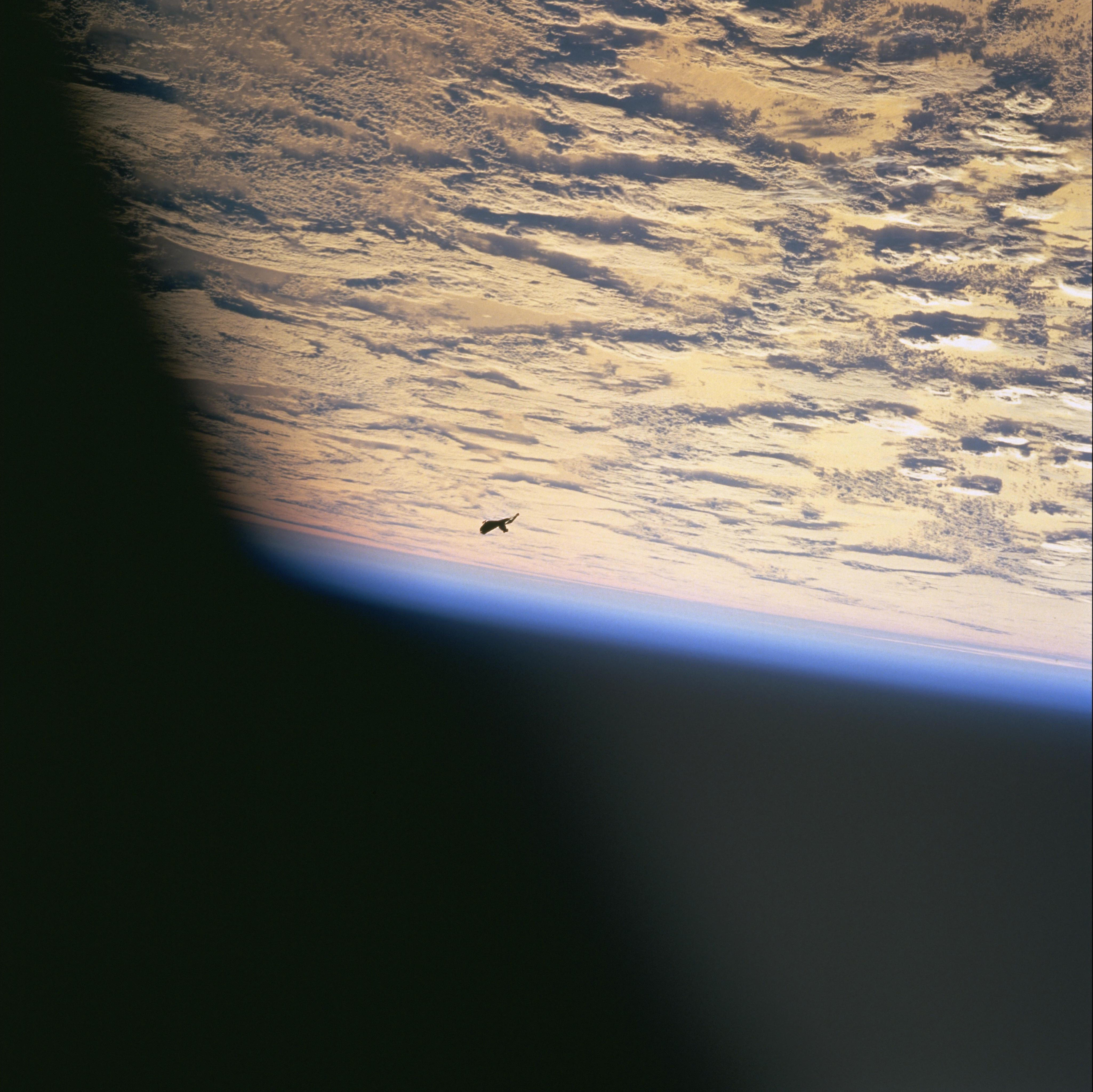 STS-88 space-debris sequence, frame 67